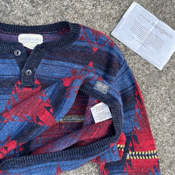 Vintage Knit - Picture 3 of 5